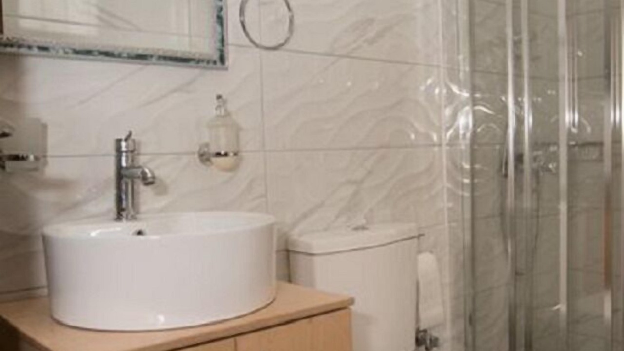 Photo of Bathroom in Katochori