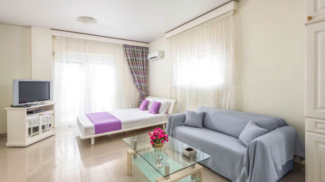 Photo of Livingroom in Petaloudes