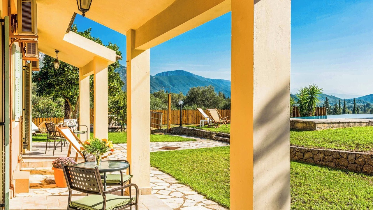 Photo of Patio Balcony in Doukades