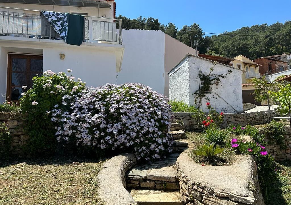 Photo of Outdoor in Pagondas