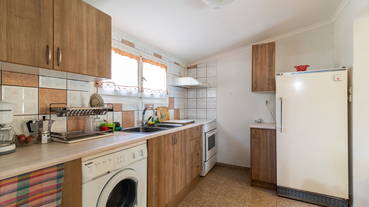 Photo of Kitchen in Vromonerion
