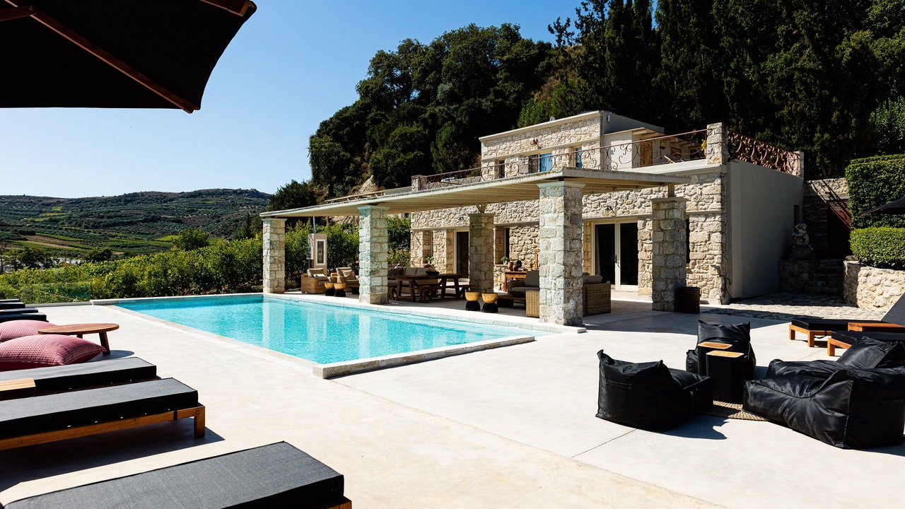 Photo of Outdoor in Filisia