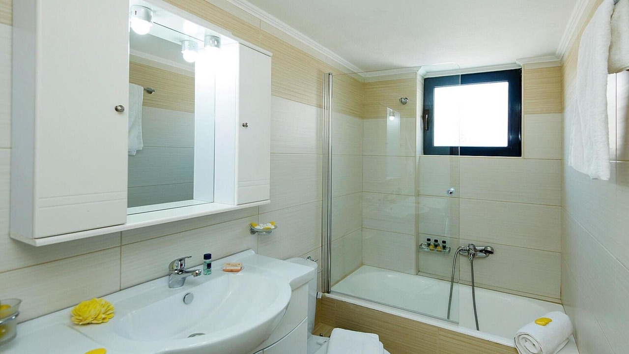 Photo of Bathroom in Panormos