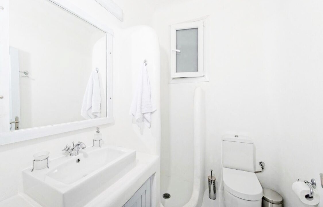 Photo of Bathroom in Kalafatis