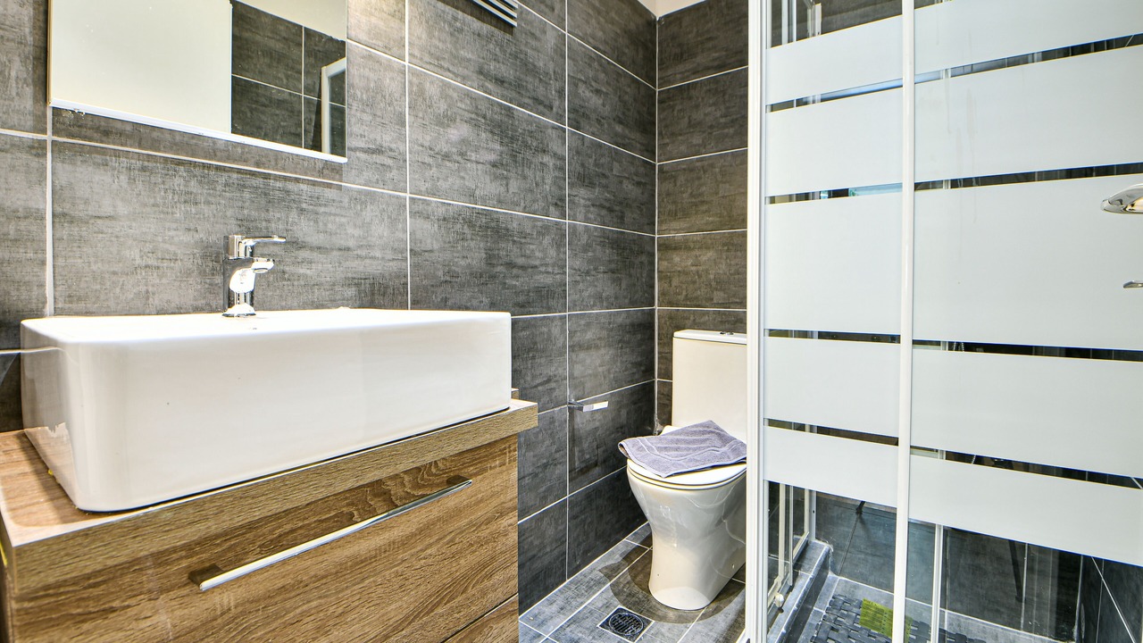 Photo of Bathroom in Ilisia