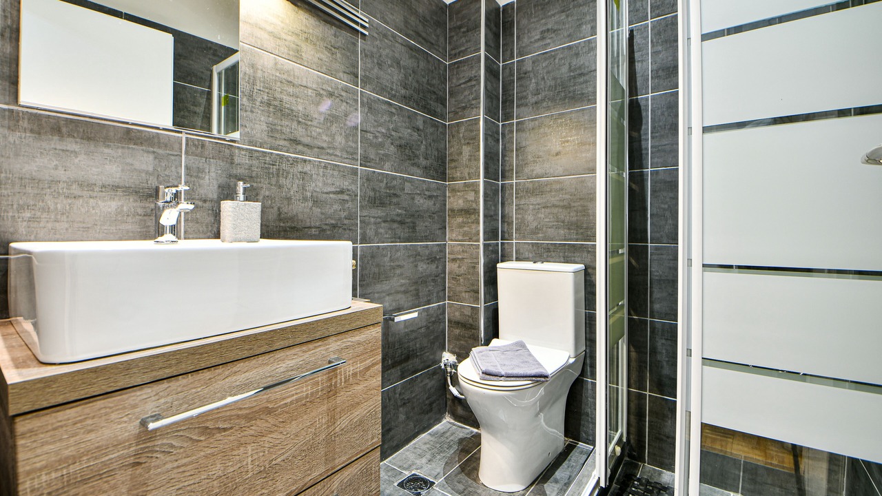 Photo of Bathroom in Ilisia