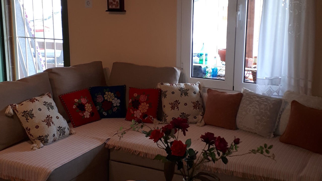 Photo of Livingroom in Nea Mesagkala
