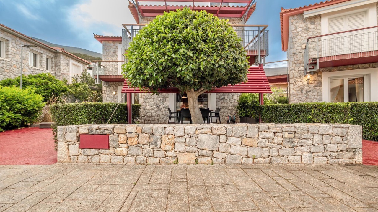 Photo of Patio Balcony in Tiros
