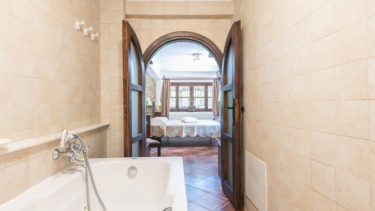 Photo of Bathroom in Porovitsa