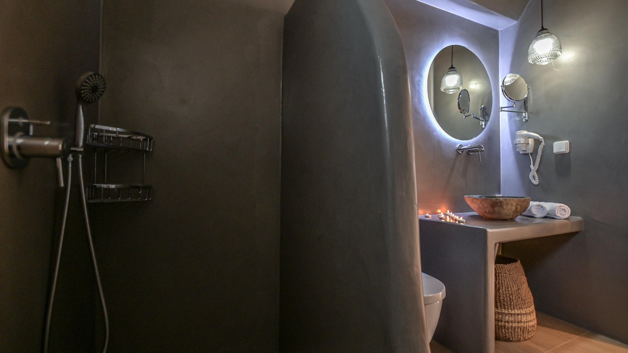 Photo of Bathroom in Plaka