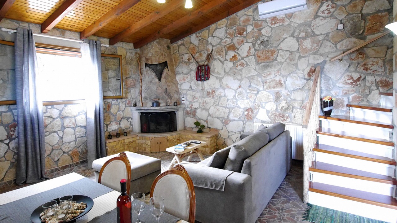 Photo of Livingroom in Samonas