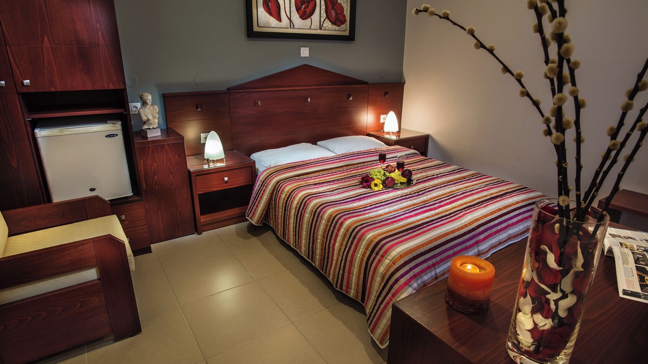Photo of Bedroom in Adamas