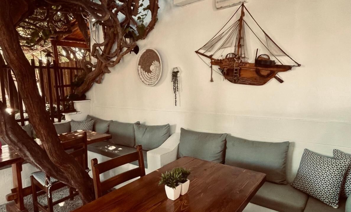 Photo of Outdoor in Adamas