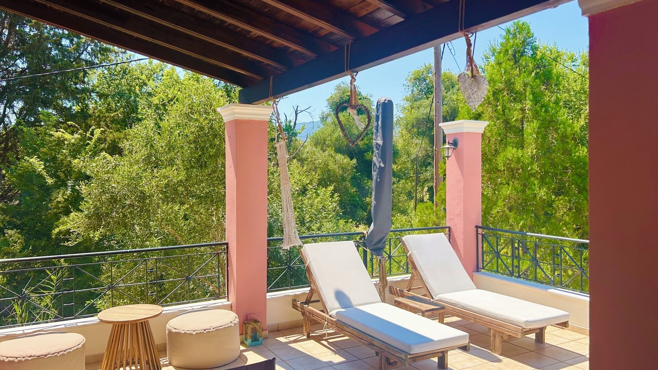Photo of Patio Balcony in Ipsos