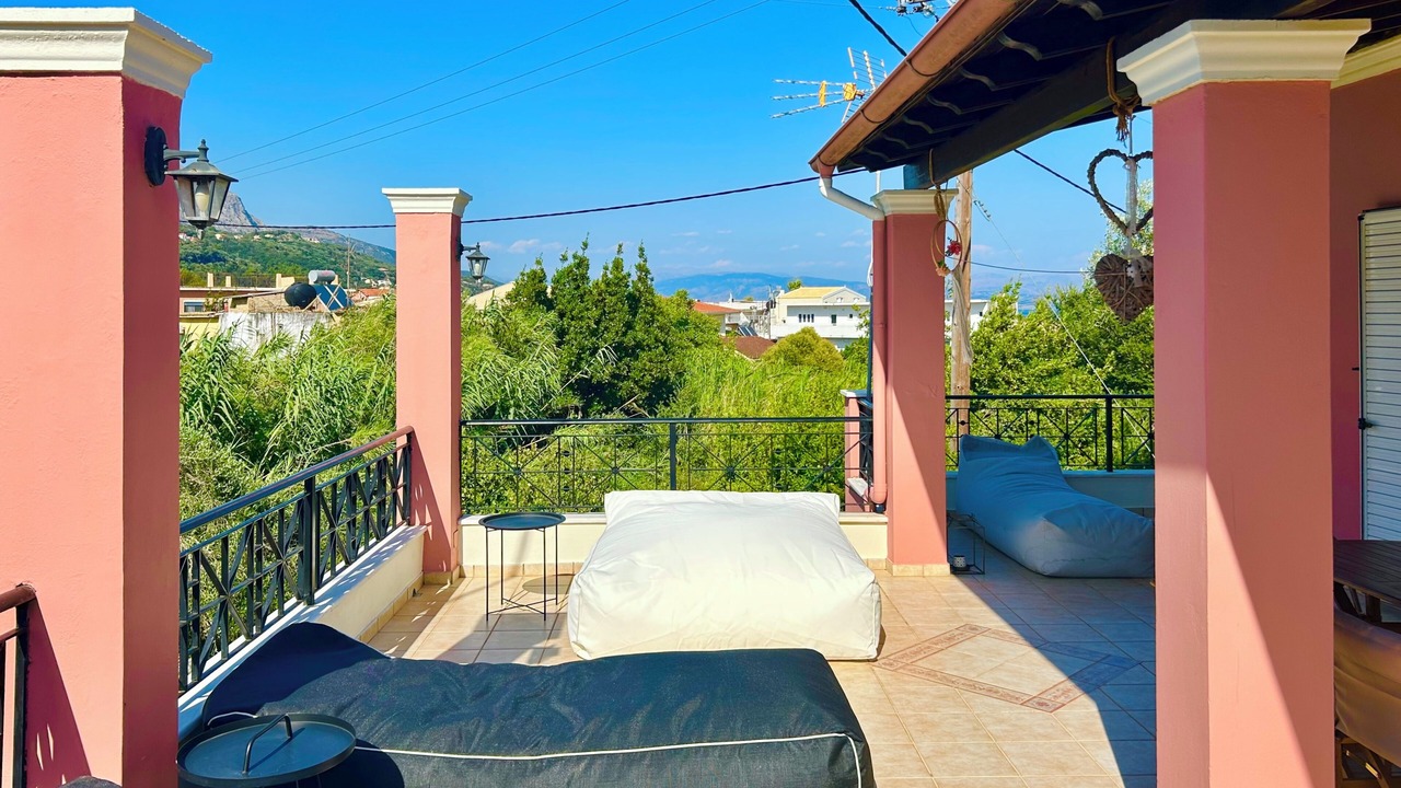 Photo of Patio Balcony in Ipsos