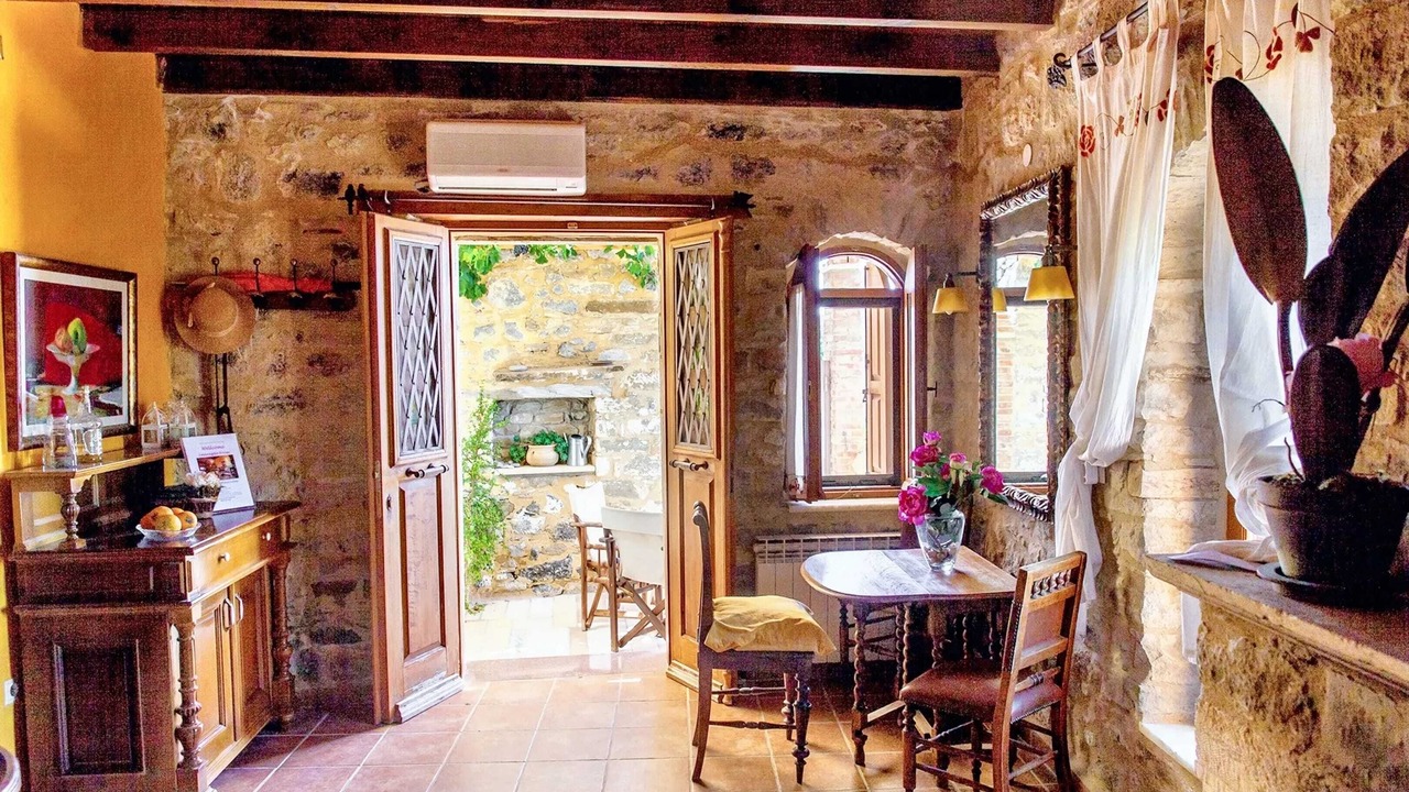 Photo of Outdoor in Anatoli