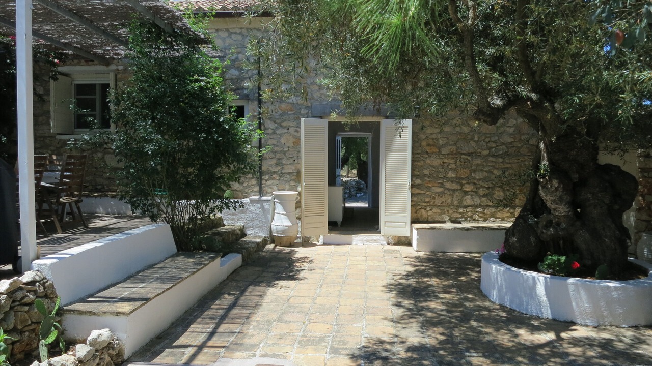 Photo of Outdoor in Skinaria