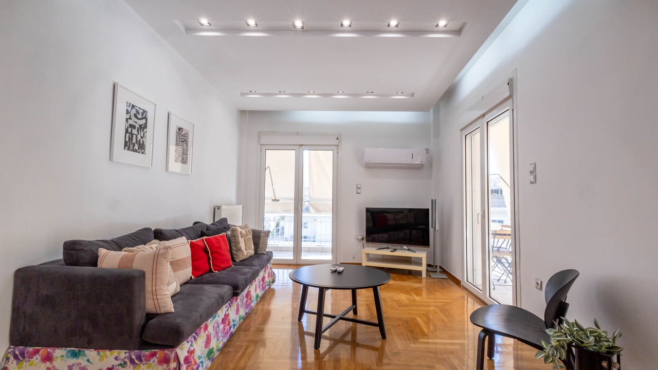 Photo of Livingroom in Nea Smirni