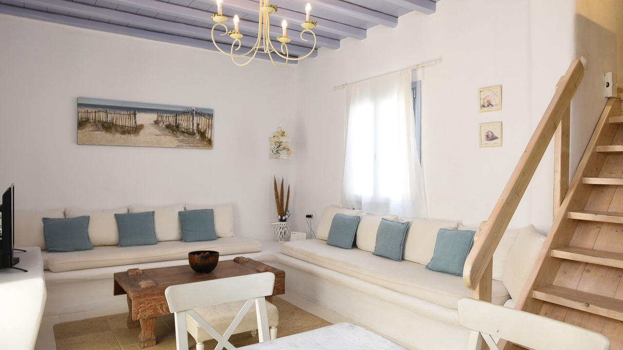 Photo of Livingroom in Ornos