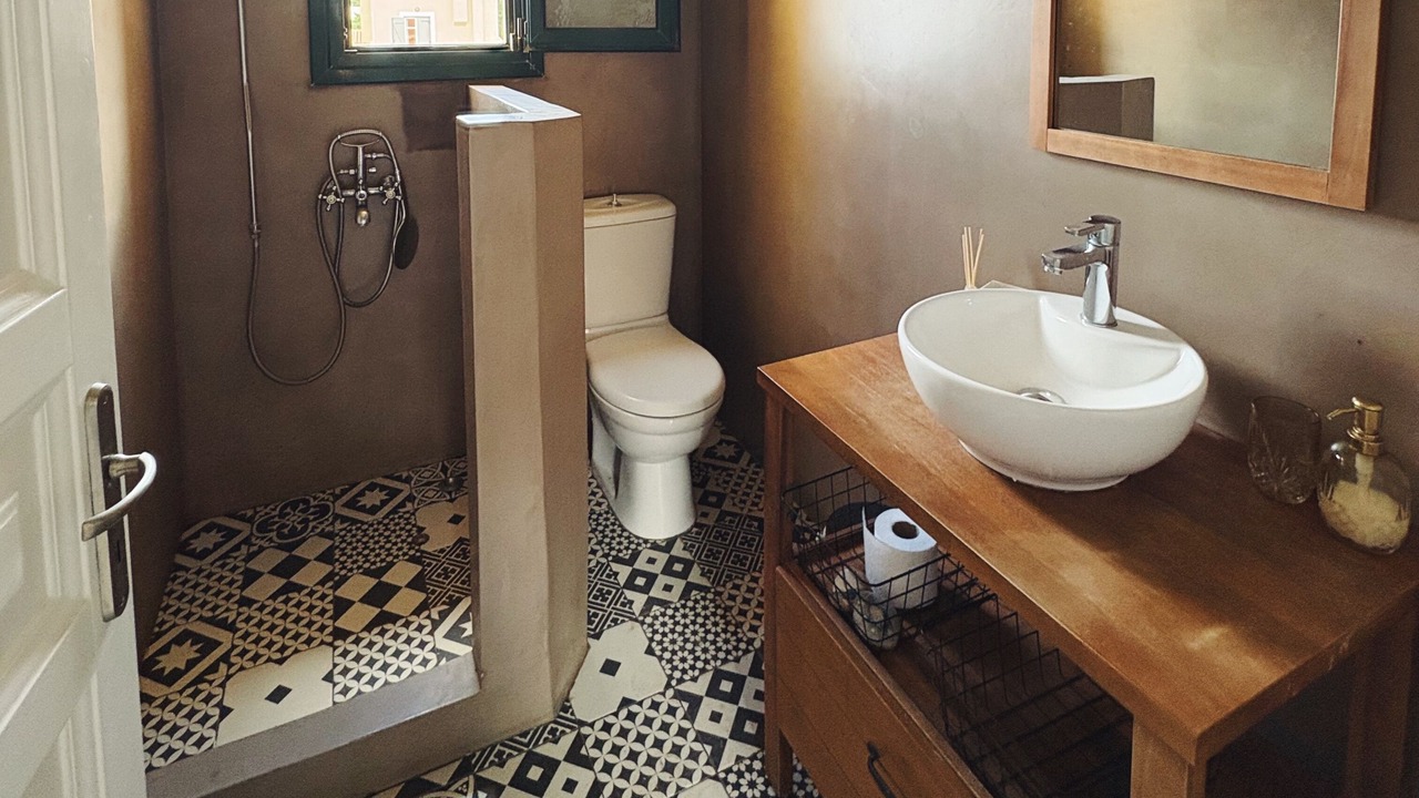 Photo of Bathroom in Evreti