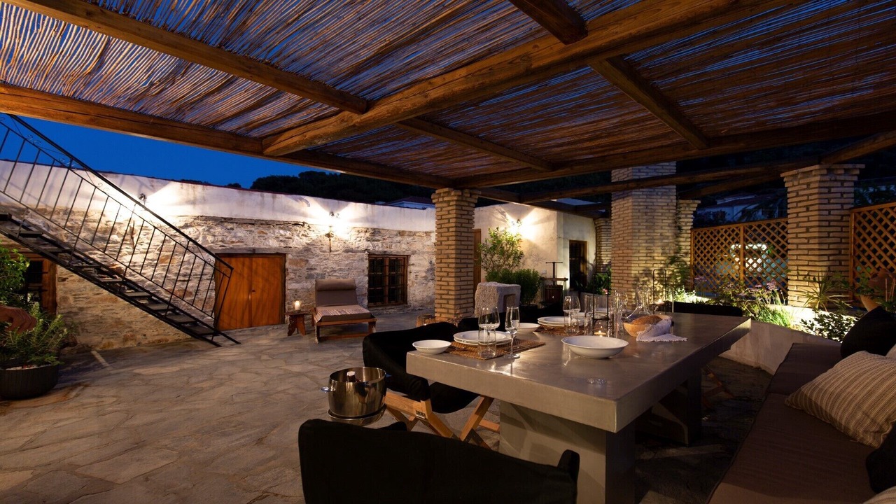 Photo of Outdoor in Agios Konstantinos