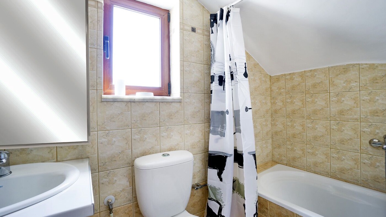 Photo of Bathroom in Trachilos