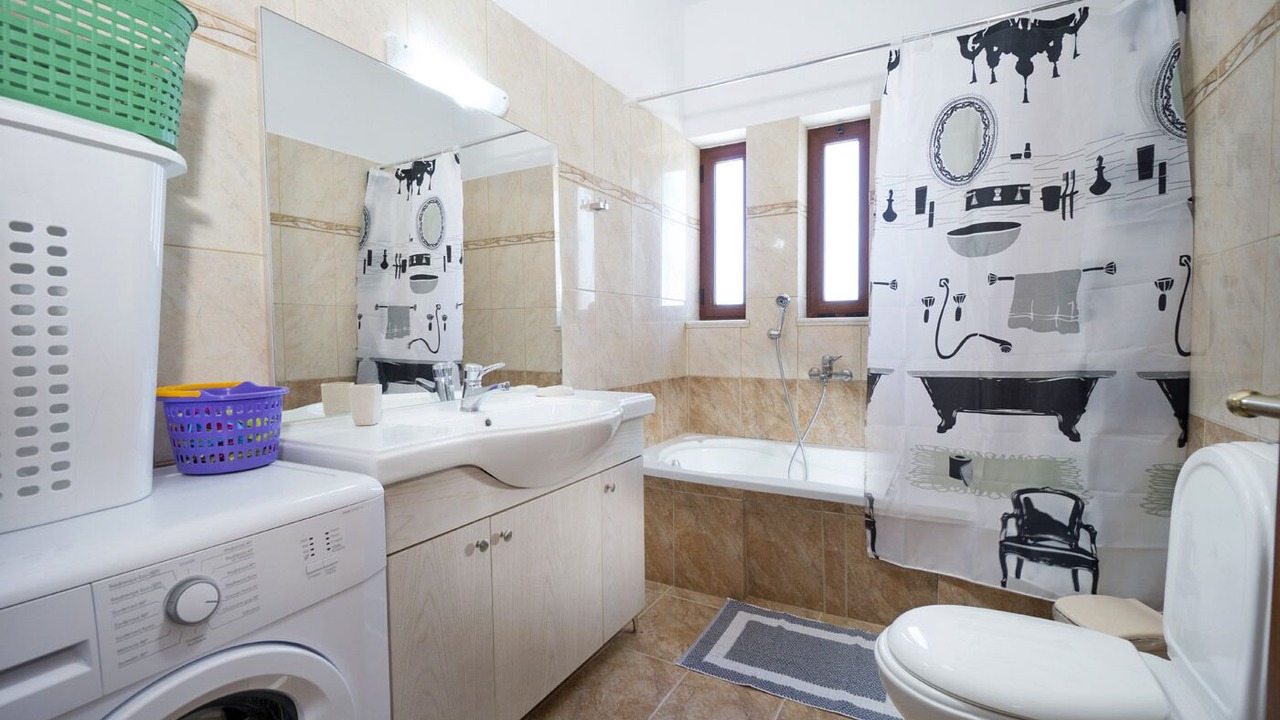 Photo of Bathroom in Trachilos