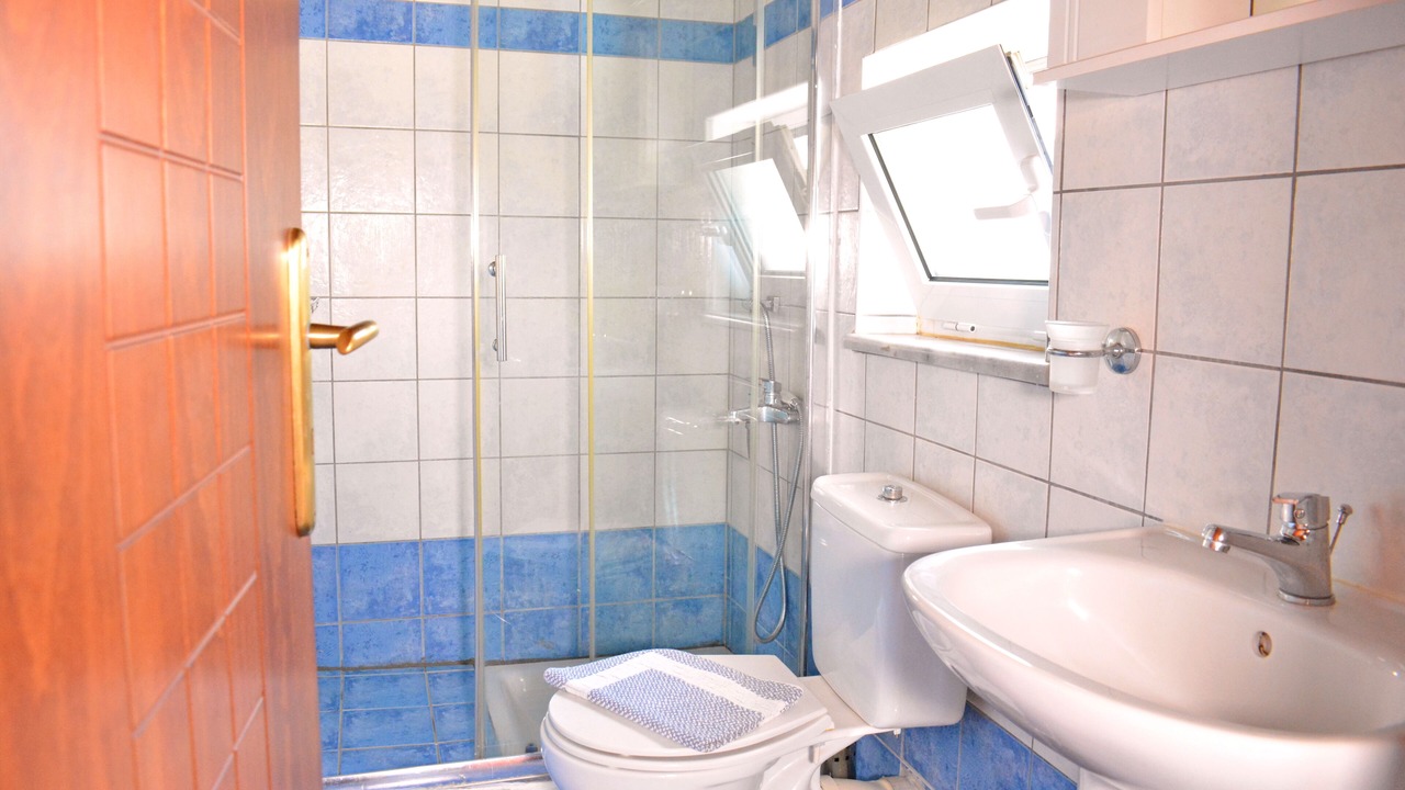 Photo of Bathroom in Kato Stalos