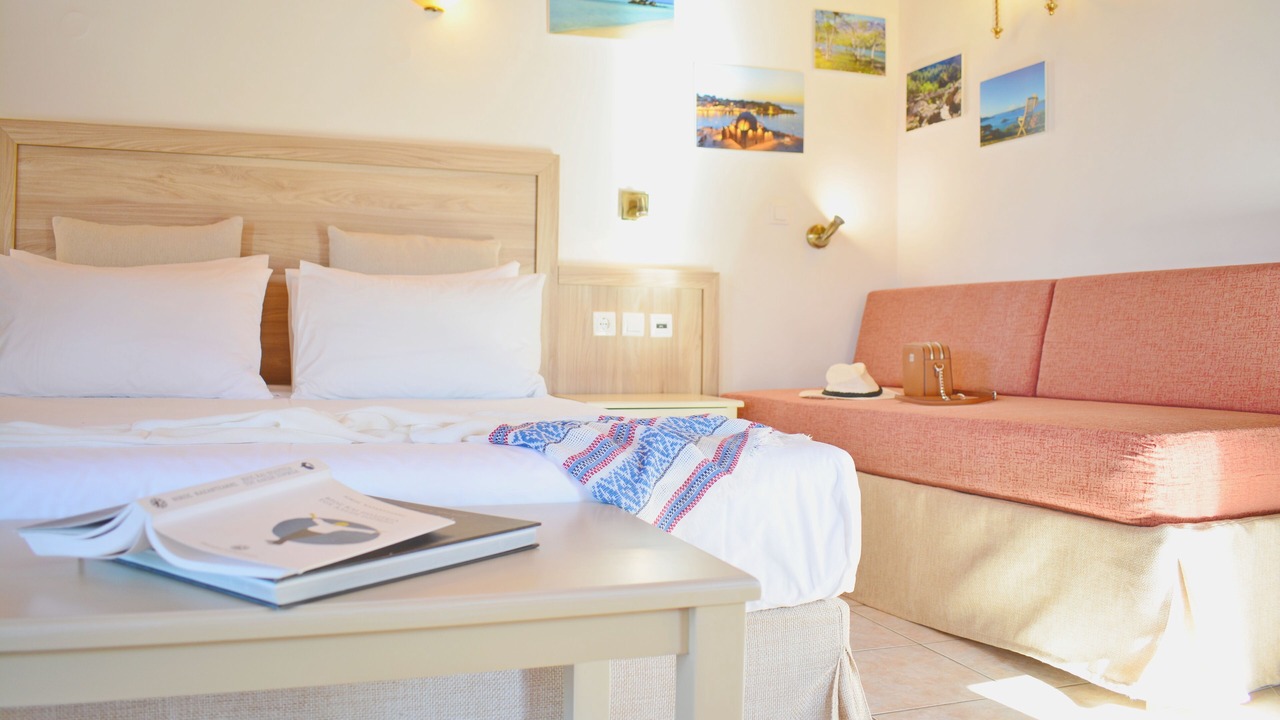 Photo of Bedroom in Kato Stalos