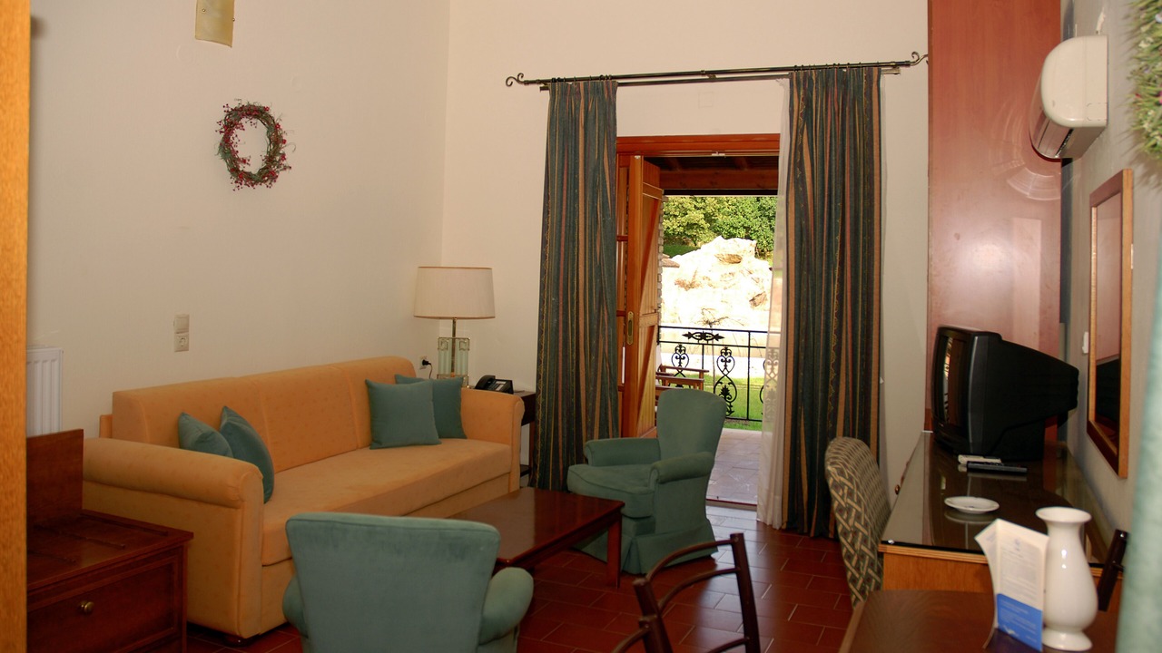 Photo of Livingroom in Tzavros