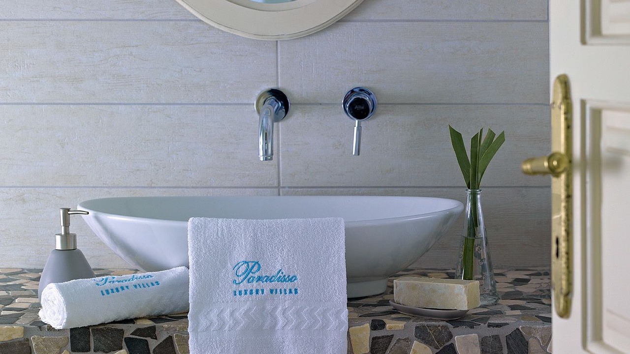 Photo of Bathroom in Amoudi