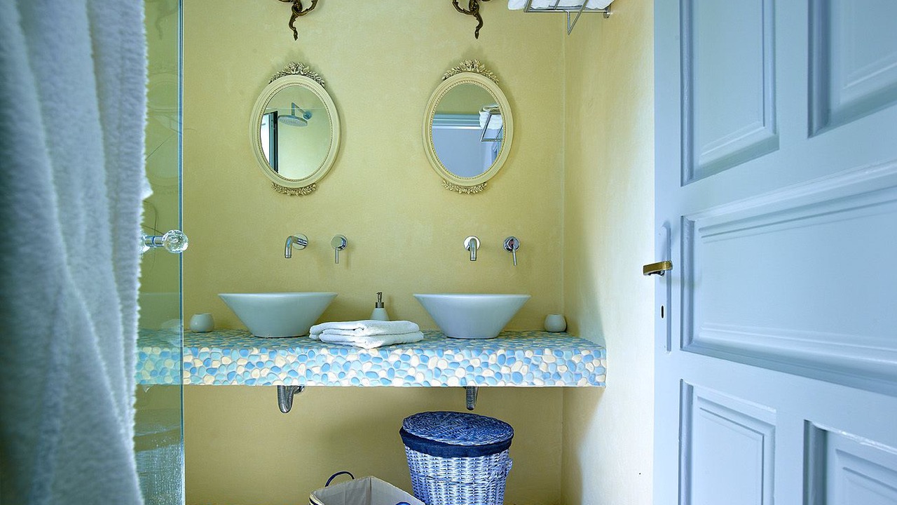 Photo of Bathroom in Amoudi