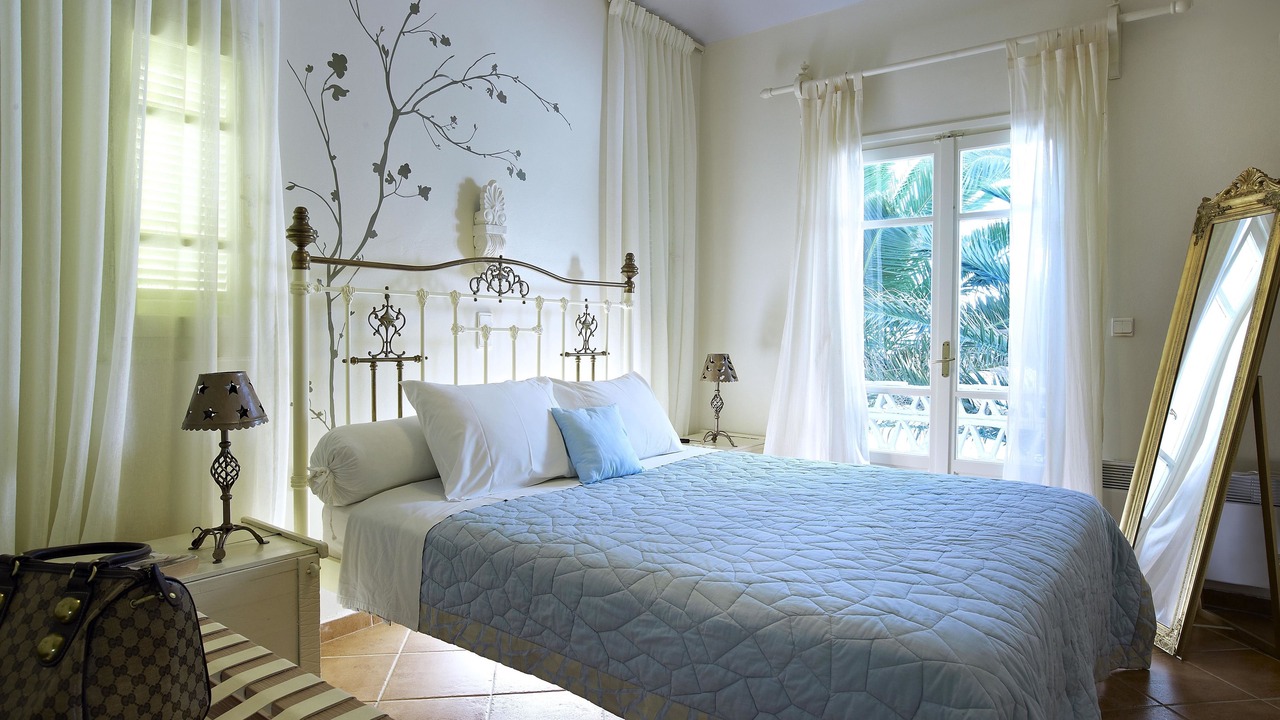 Photo of Bedroom in Amoudi