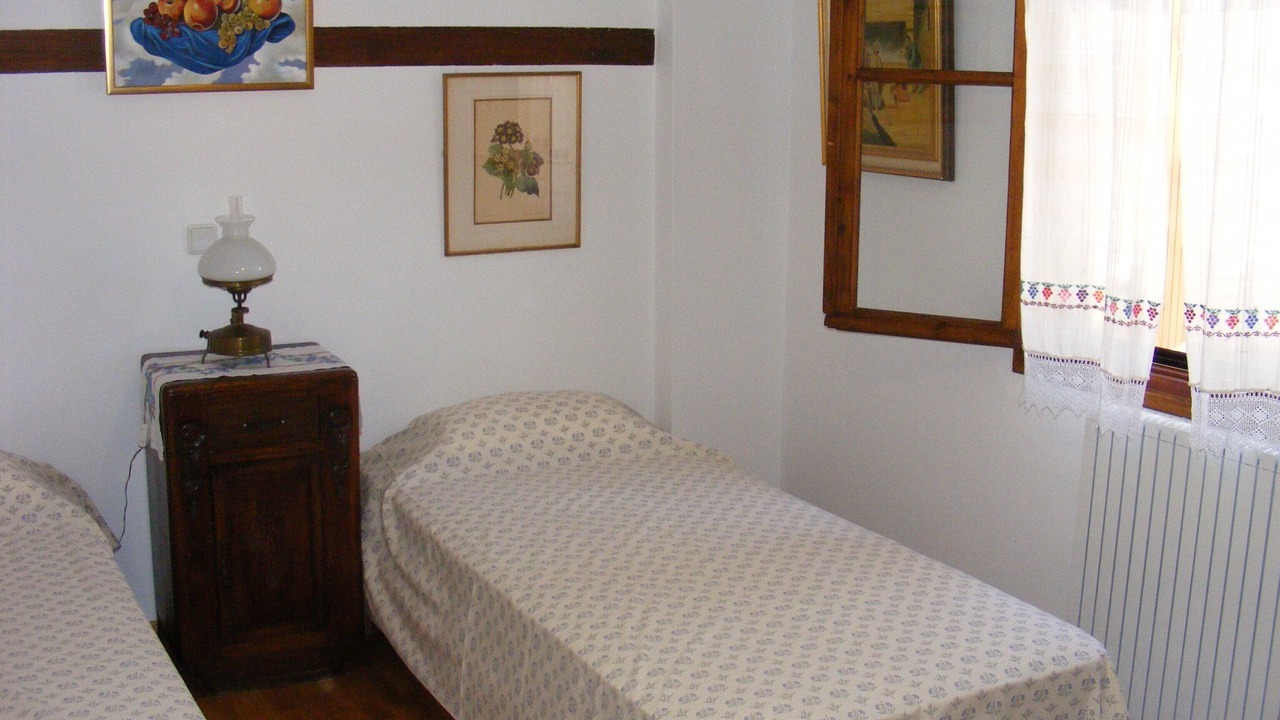 Photo of Bedroom in Myloi