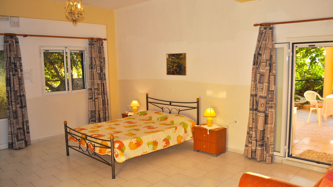 Photo of Bedroom in Sinarades