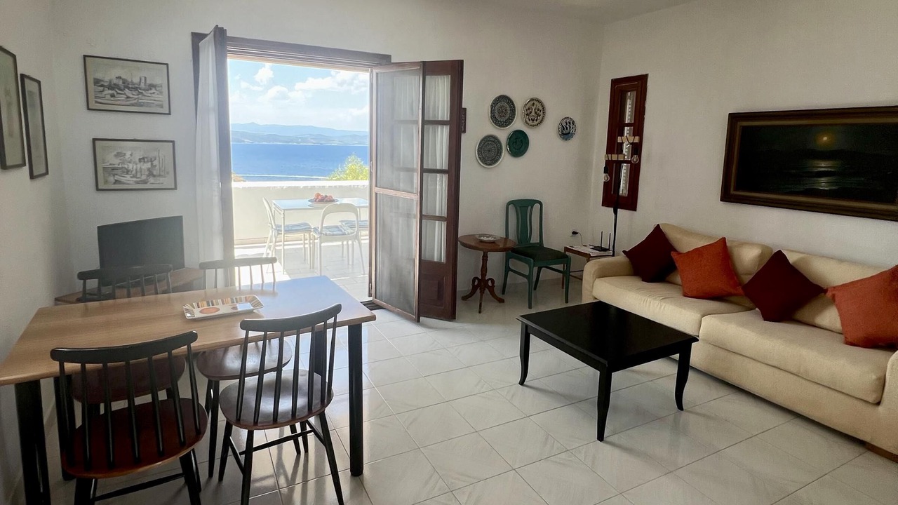 Photo of Livingroom in Sithonia