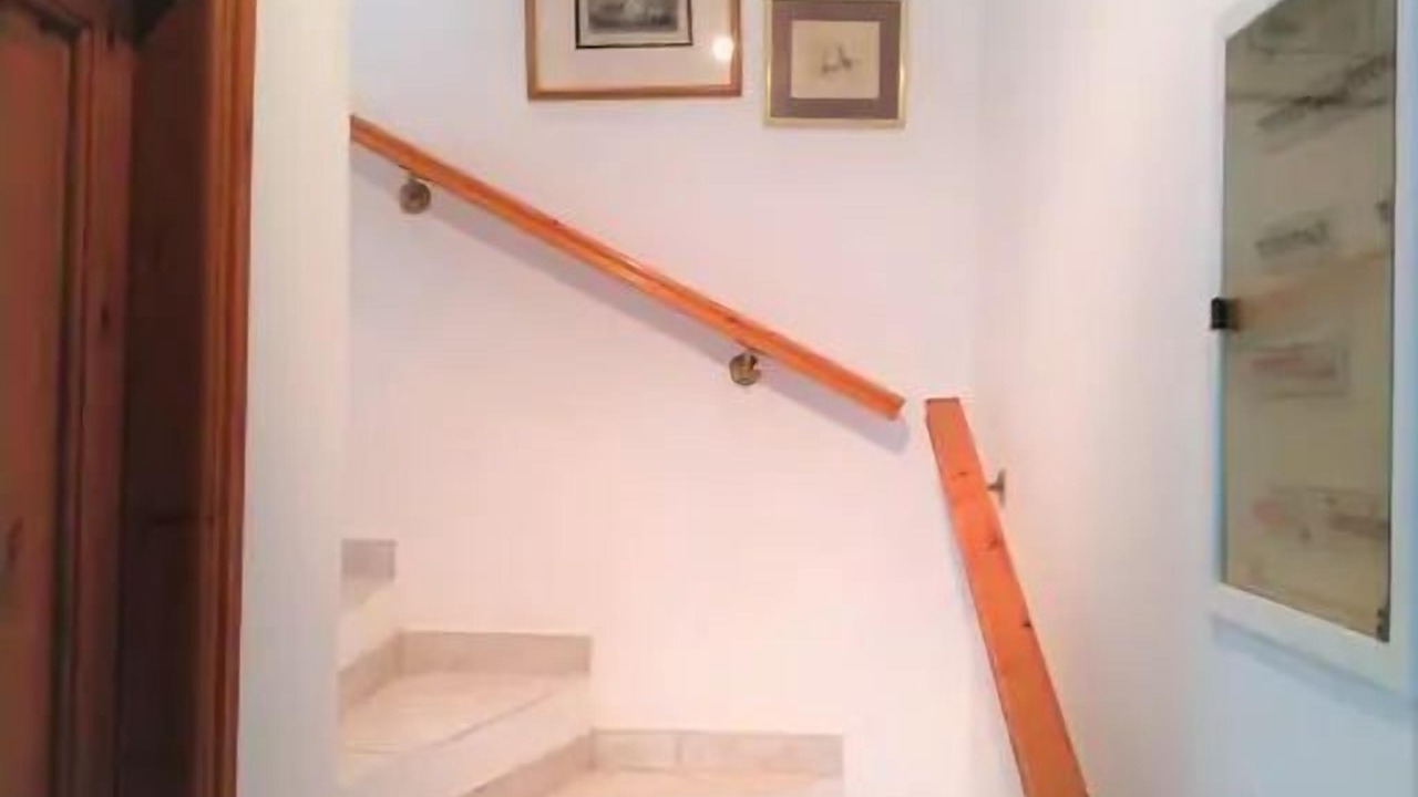 Photo of Others in Adamas