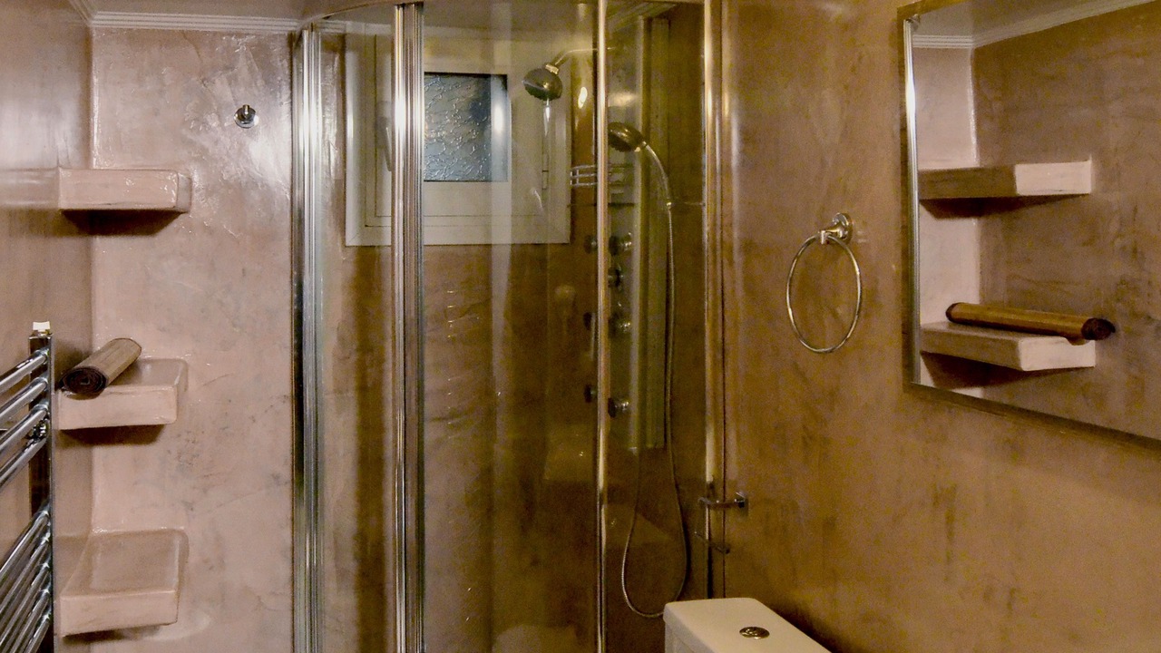 Photo of Bathroom in Chios Town