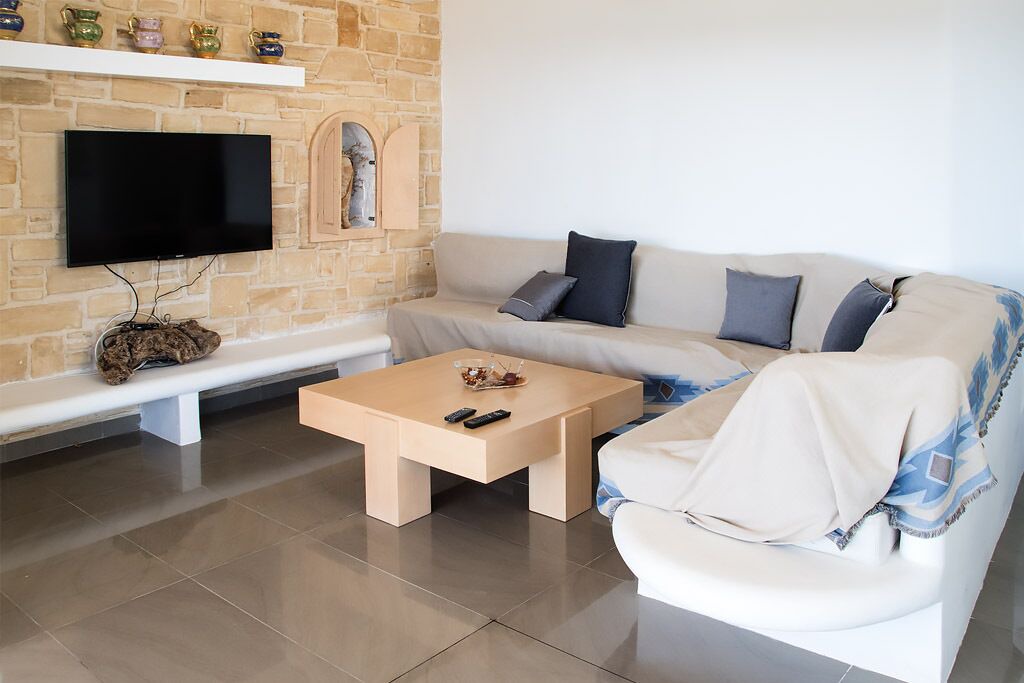 Photo of Livingroom in Amoopi