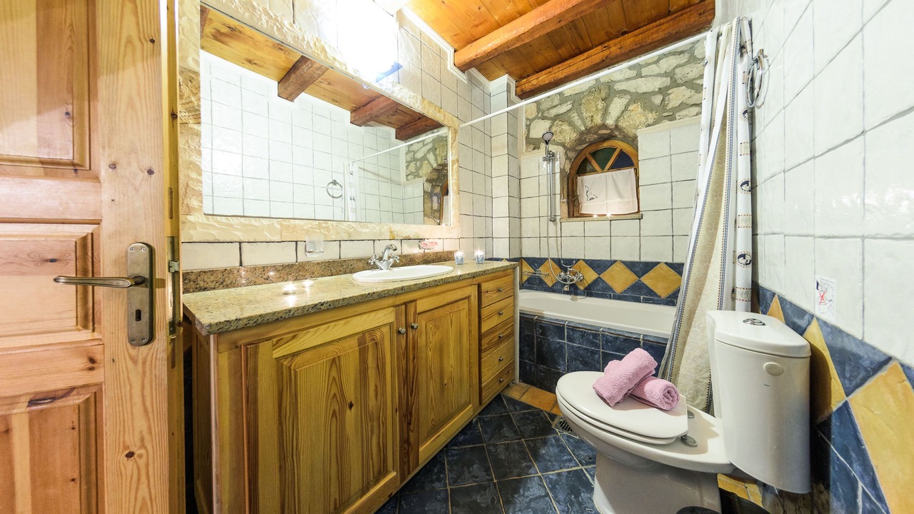 Photo of Bathroom in Vasilikos