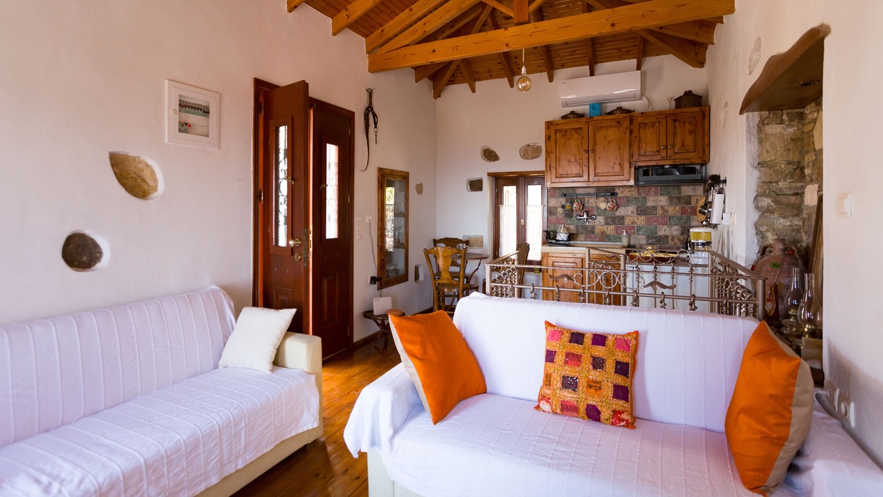 Photo of Livingroom in Ormos Koumeikon