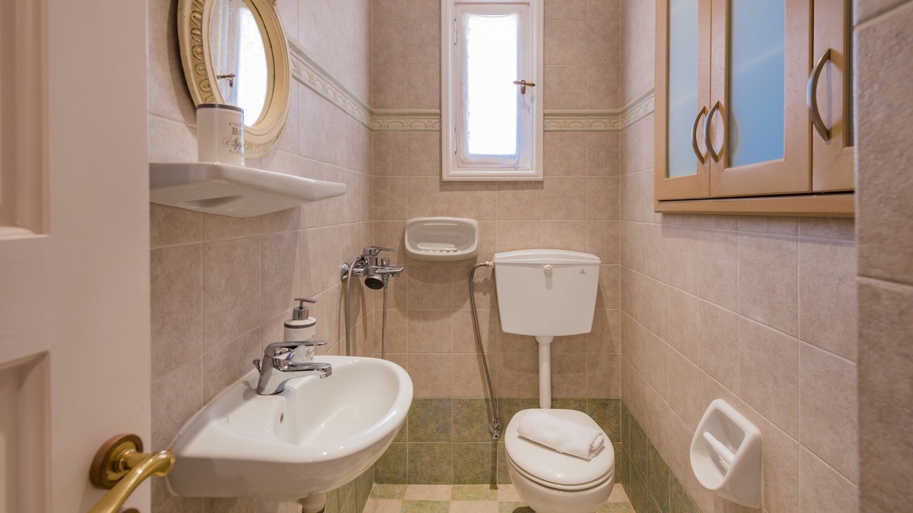 Photo of Bathroom in Argassi