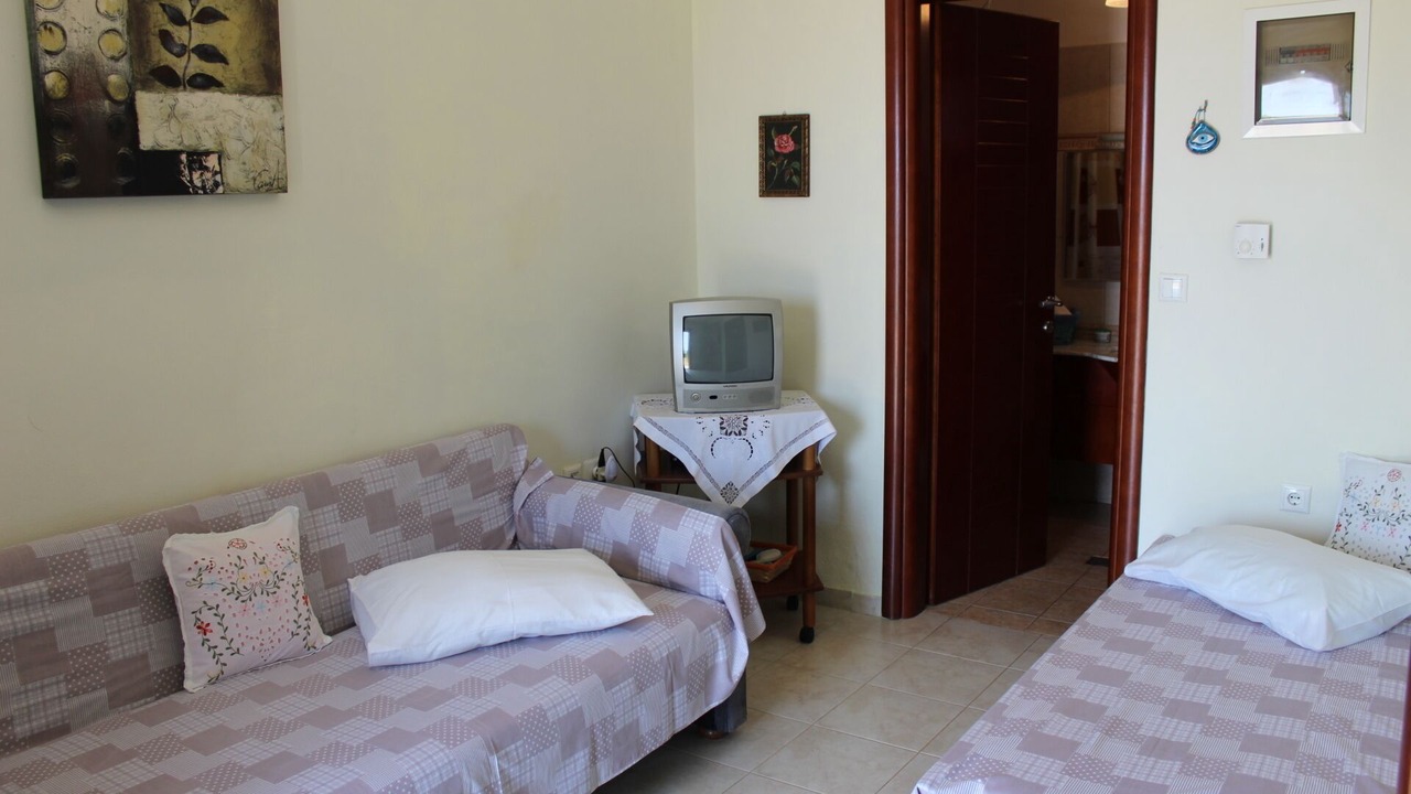 Photo of Bedroom in Lambinou