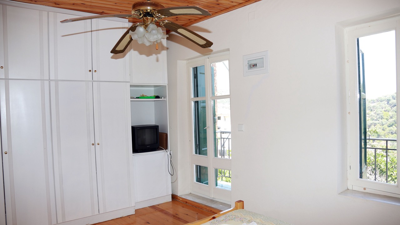Photo of Bedroom in Plomari