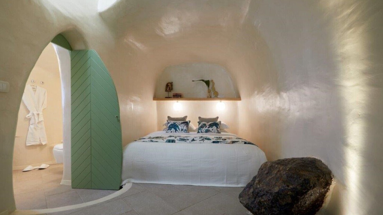 Photo of Bedroom in Imerovigli