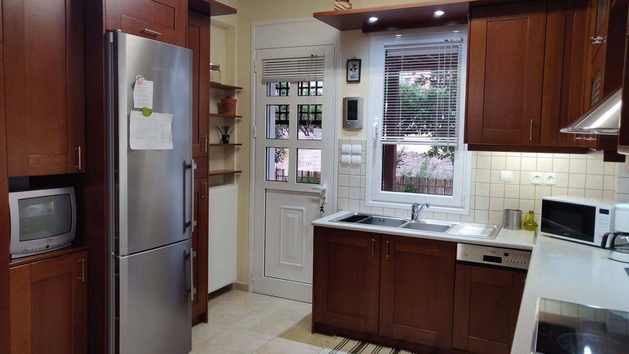 Photo of Kitchen in Saronikos