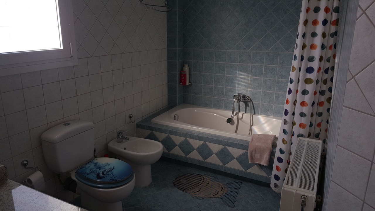 Photo of Bathroom in Saronikos