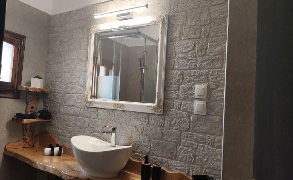 Photo of Bathroom in Kala Nera