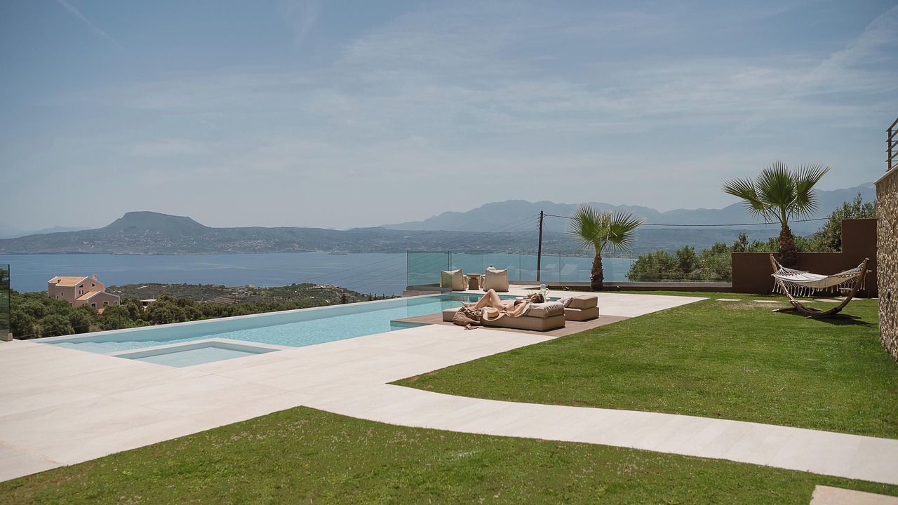 Photo of Outdoor in Sternes