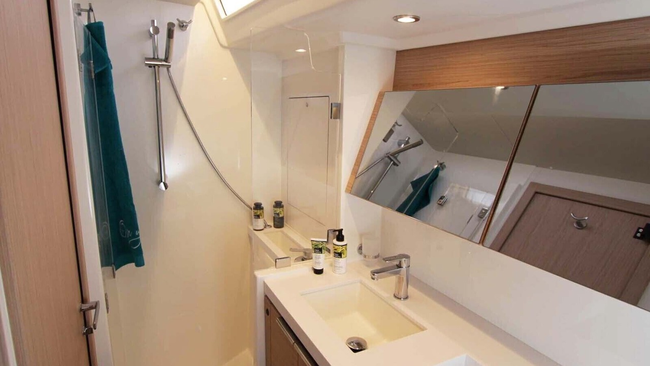 Photo of Bathroom in Lavrio